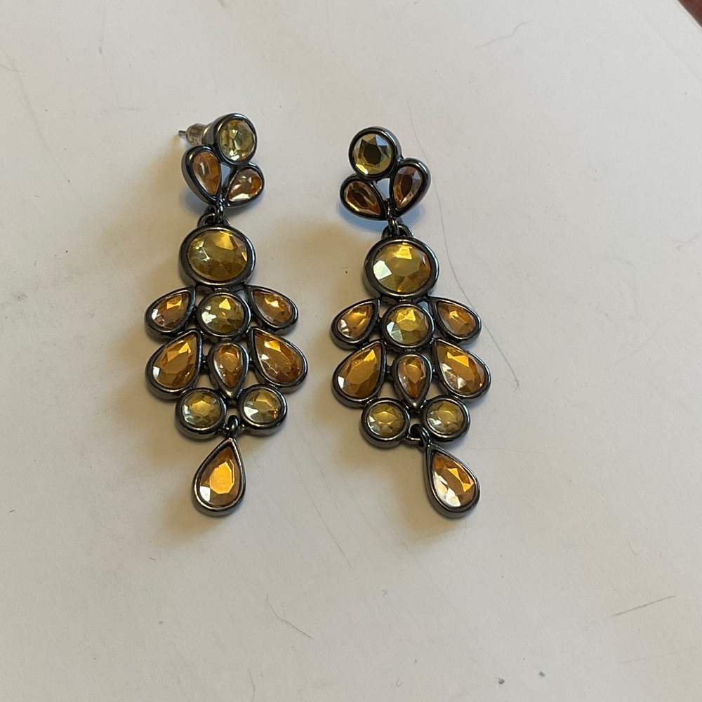 Lia Sophia Elegant Drop Earrings peach and gold. Approx 2.5”.